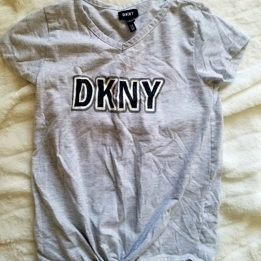 DKNY Tshirt